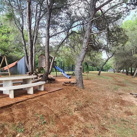 Villa Black & White - Heated Pool