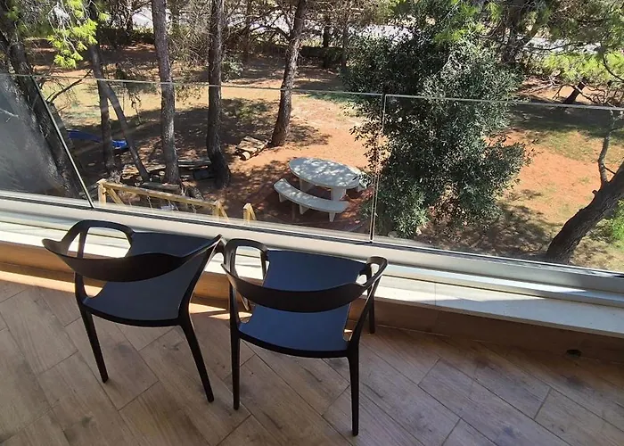 Black & White - Heated Pool * Пула